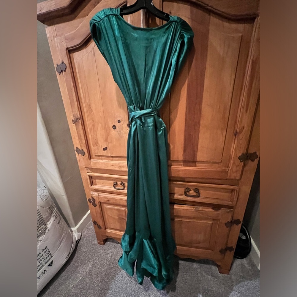 Bronx and Banco Emerald Green Ball Gown - Size Large - Picture 7 of 7